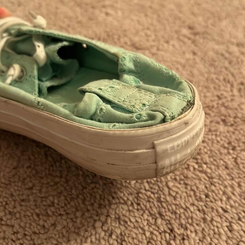 👟 Converse Low Tops Size 8 👟 - Picture 12 of 16